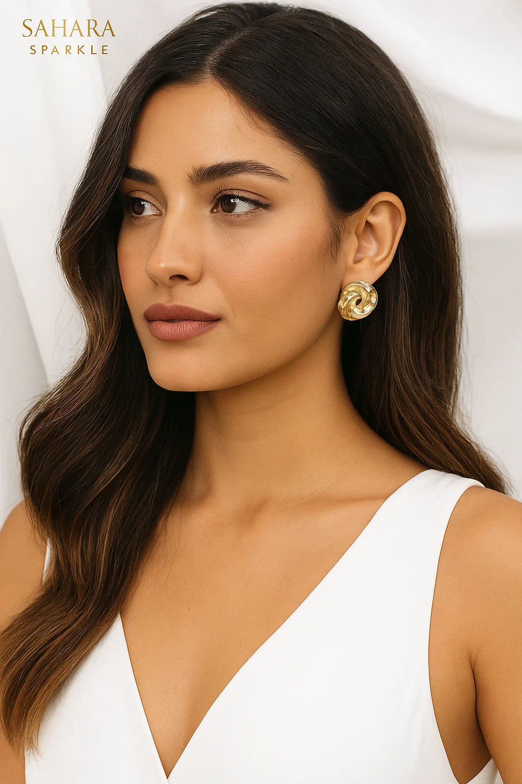 Luxe Knot Stud Earrings - Gold, Modern Sophistication | SAHARA SPARKLE