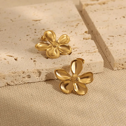 Gold Floral Stud Earrings – Elegant Flower Design Lightweight Statement Jewelry | SAHARA SPARKLE